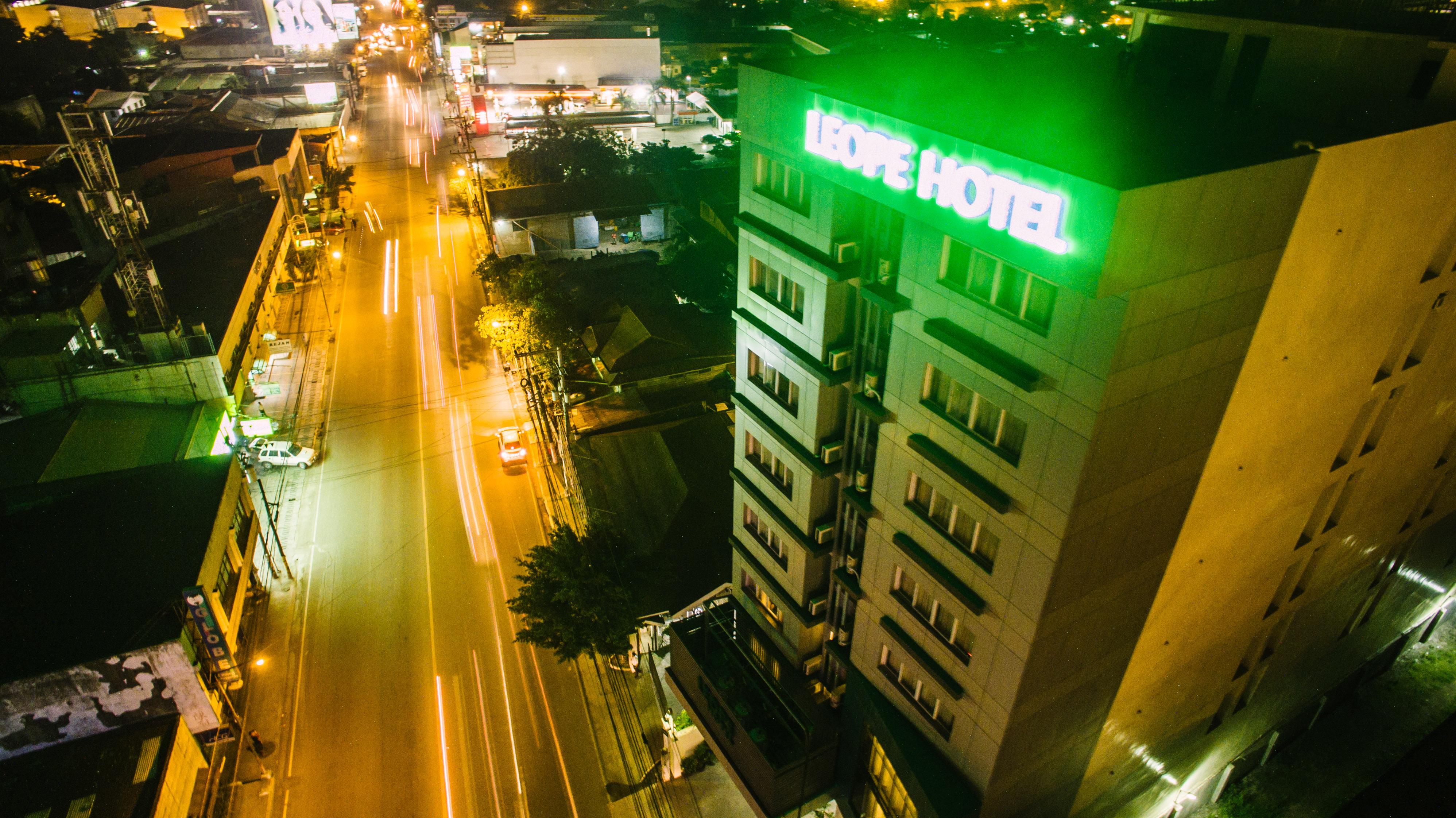 Leope Hotel Себу Экстерьер фото